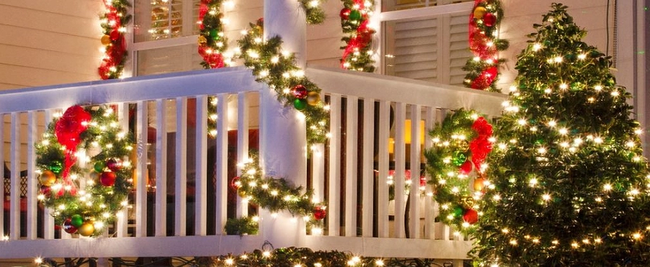 Holiday Lighting Styles to Bring in the Cheer