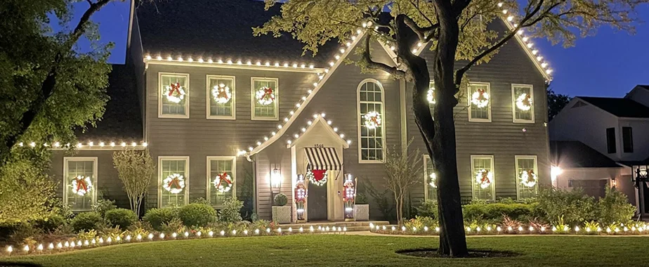 4 Trendy Holiday Lighting Ideas